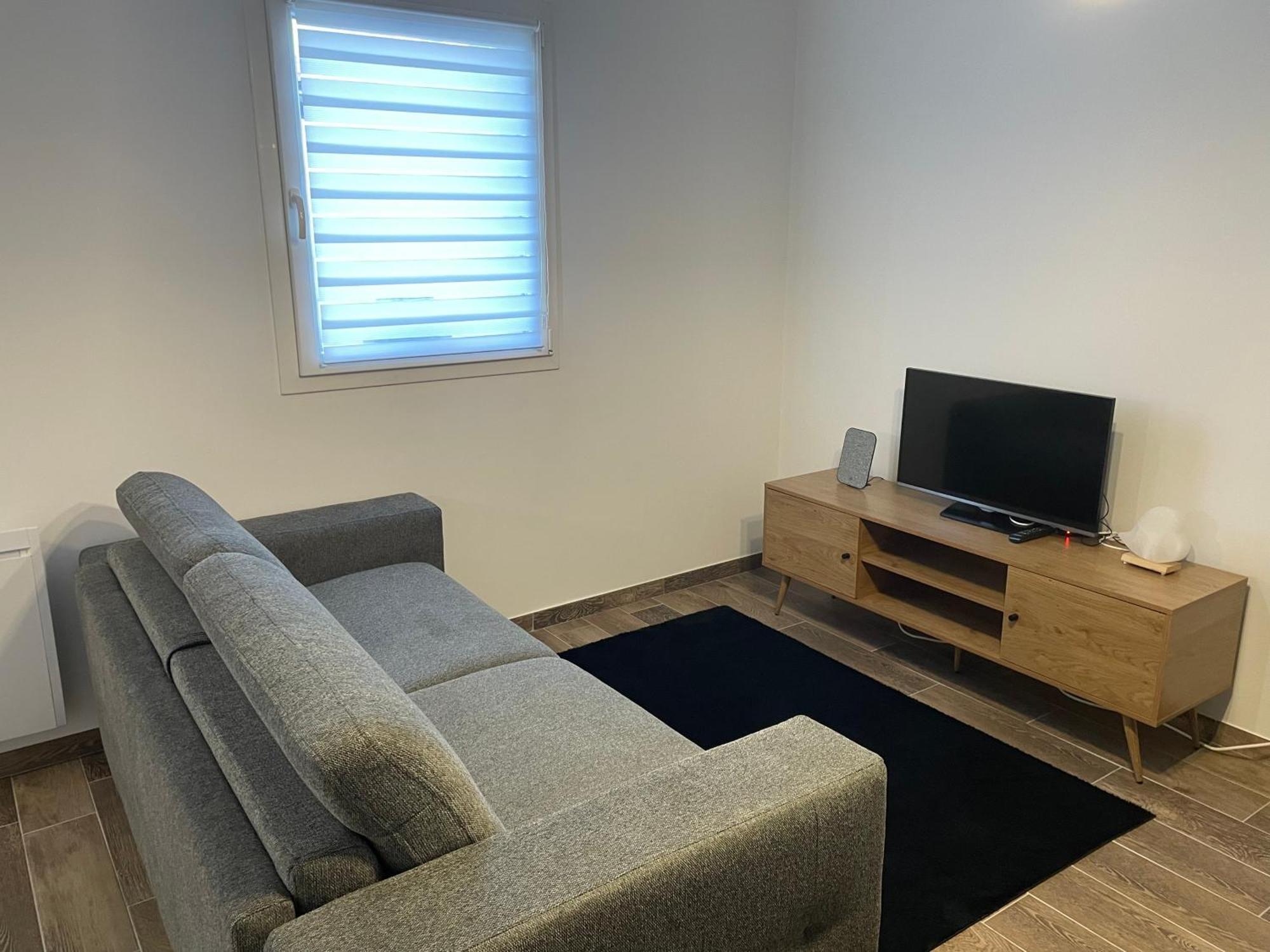 Studio Bien Situe & Tout Equipe Dans Une Maison Сьонзье Экстерьер фото